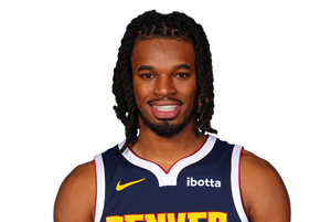 DaRon Holmes