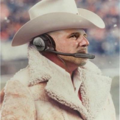 Molly Burkocet team logo